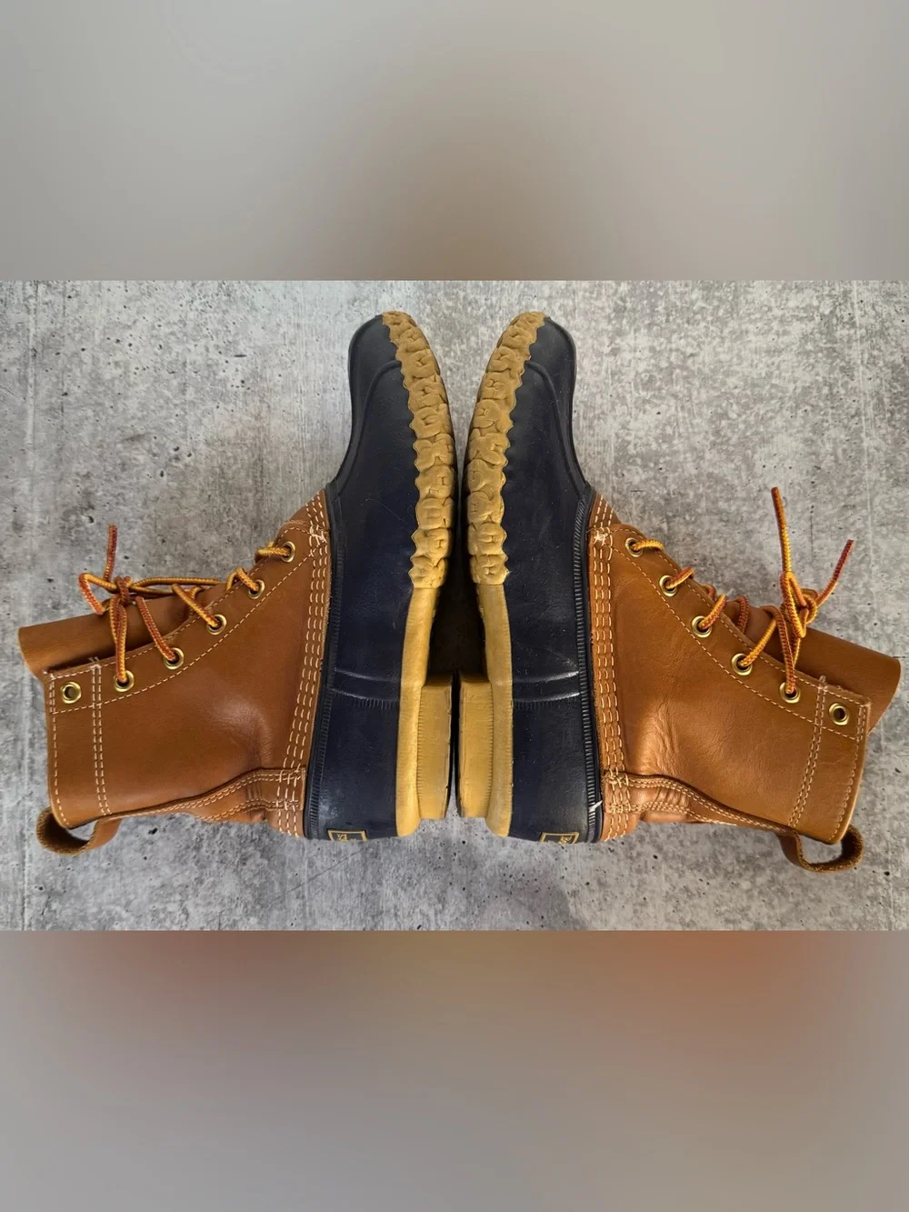 LL Bean Duck Boots Women's Size 8 Tan Blue Leather Chain Soles Maine USA 8”